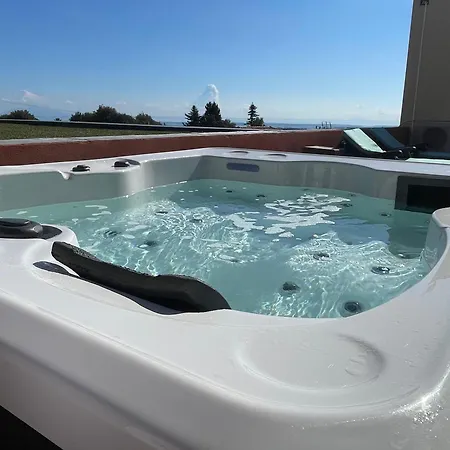 Holiday home Maison Avec Jacuzzi Furiani
